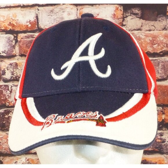 Atlanta Braves Fan Favorite Adjustable Baseball Cap Navy/Red Cotton One Size - Picture 1 of 7